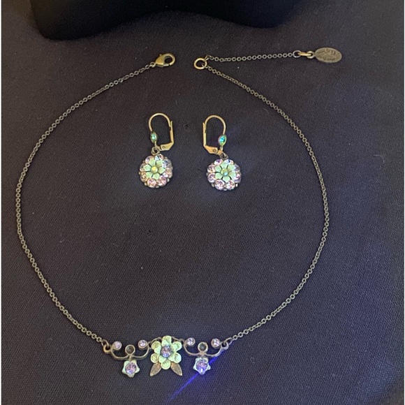Michal Negrin Vintage Necklace and Earrings. - Picture 1 of 9